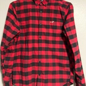 Hollister Men's Red and Black Checkered Shirt